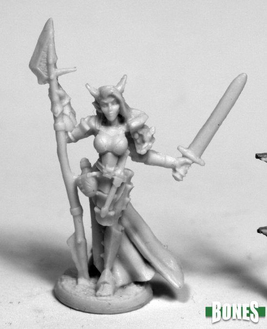 Reaper Miniatures: Dark Heaven Bones - S'kara, Female Skoli