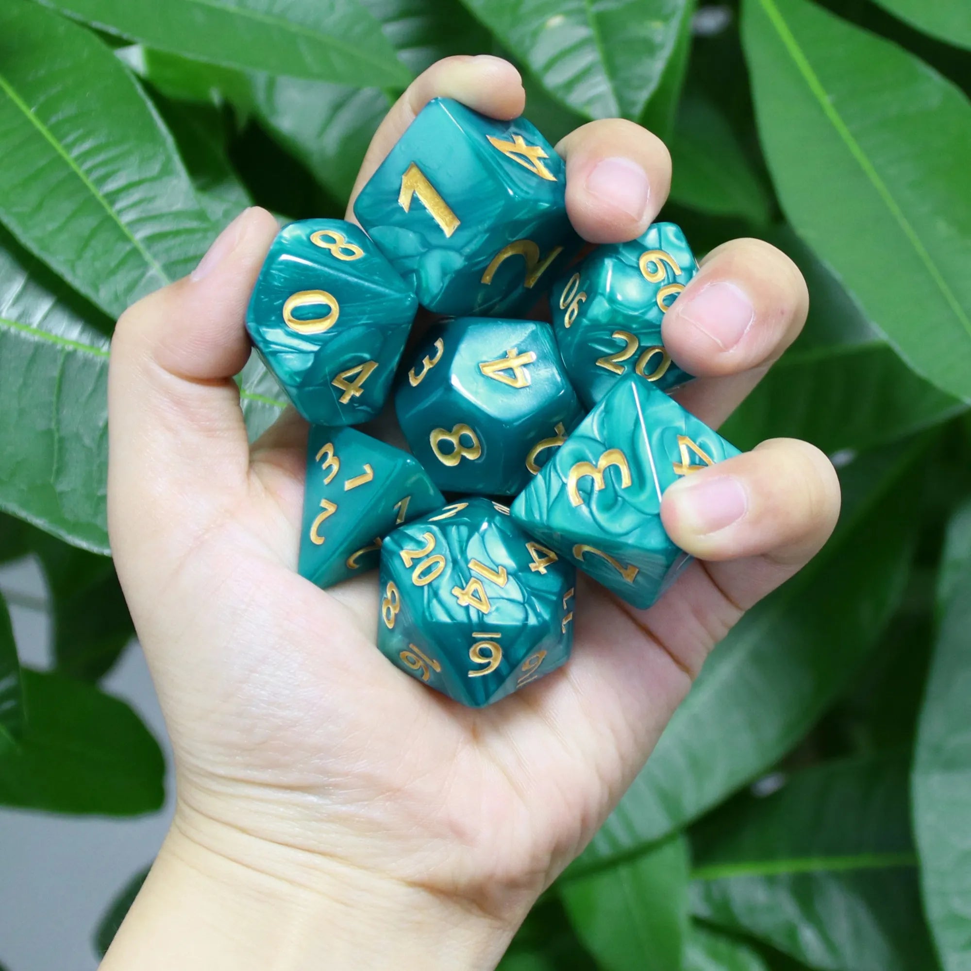 Blue Giant Pearl - Large 7ct Dice Set