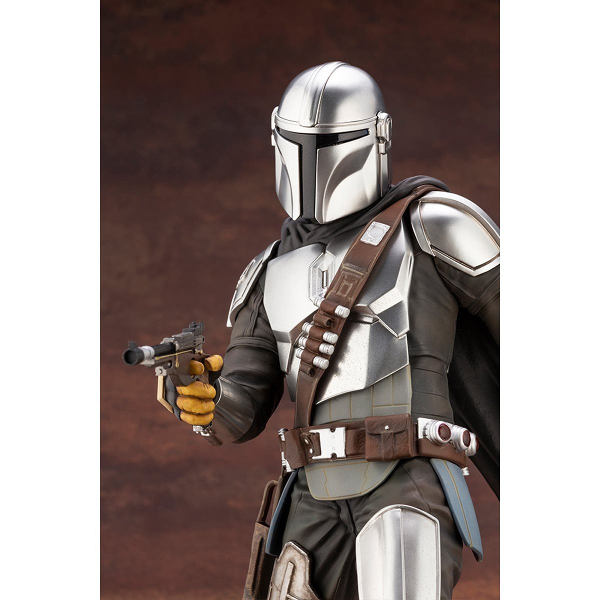 Star Wars The Mandalorian and Child 1:7 Scale ARTFX Statue