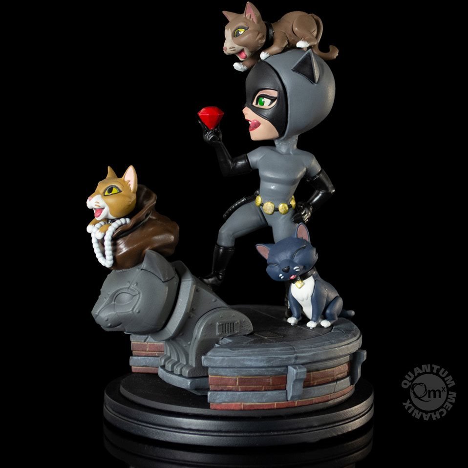 Batman: The Animated Series Catwoman Q-Fig Elite