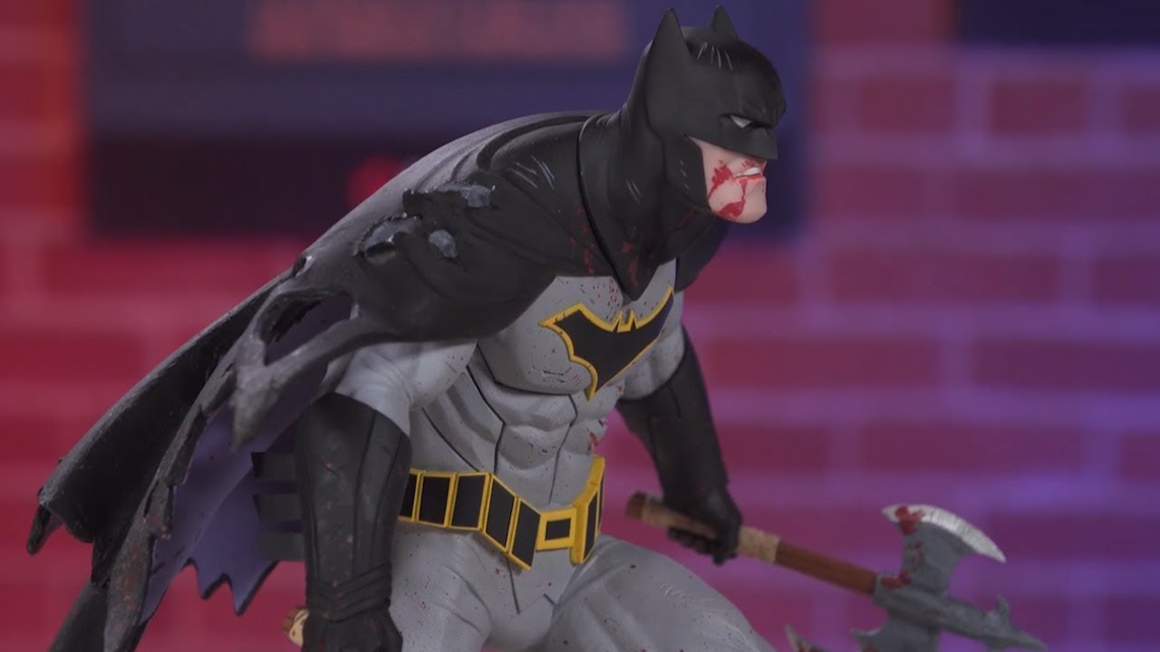 DC Designer Series Metal Batman by Greg Capullo Mini-Statue