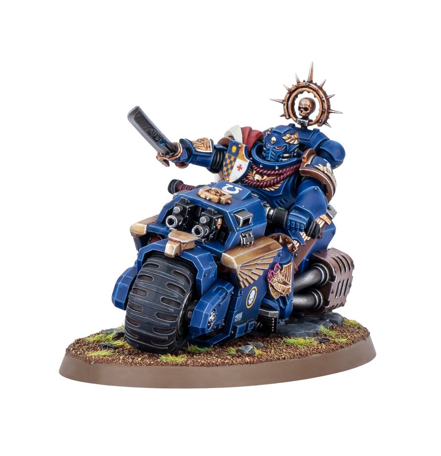 Warhammer 40K - Space Marines - Captain on Bike