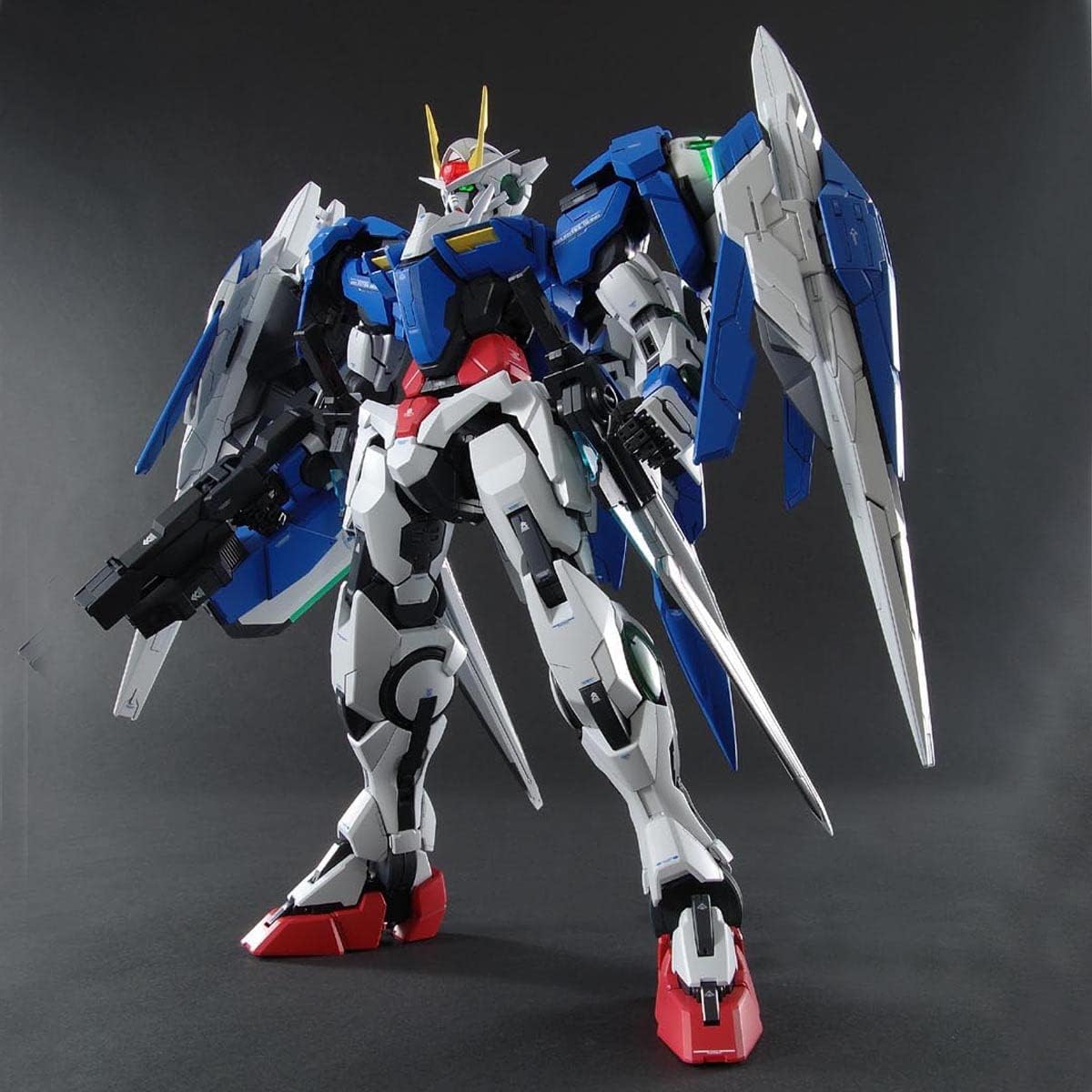 Gundam - Perfect Grade 1/60 - 00 Raiser