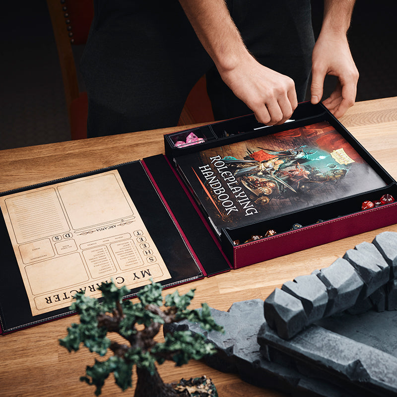 Dragon Shield - RPG Player Companion - Blood Red