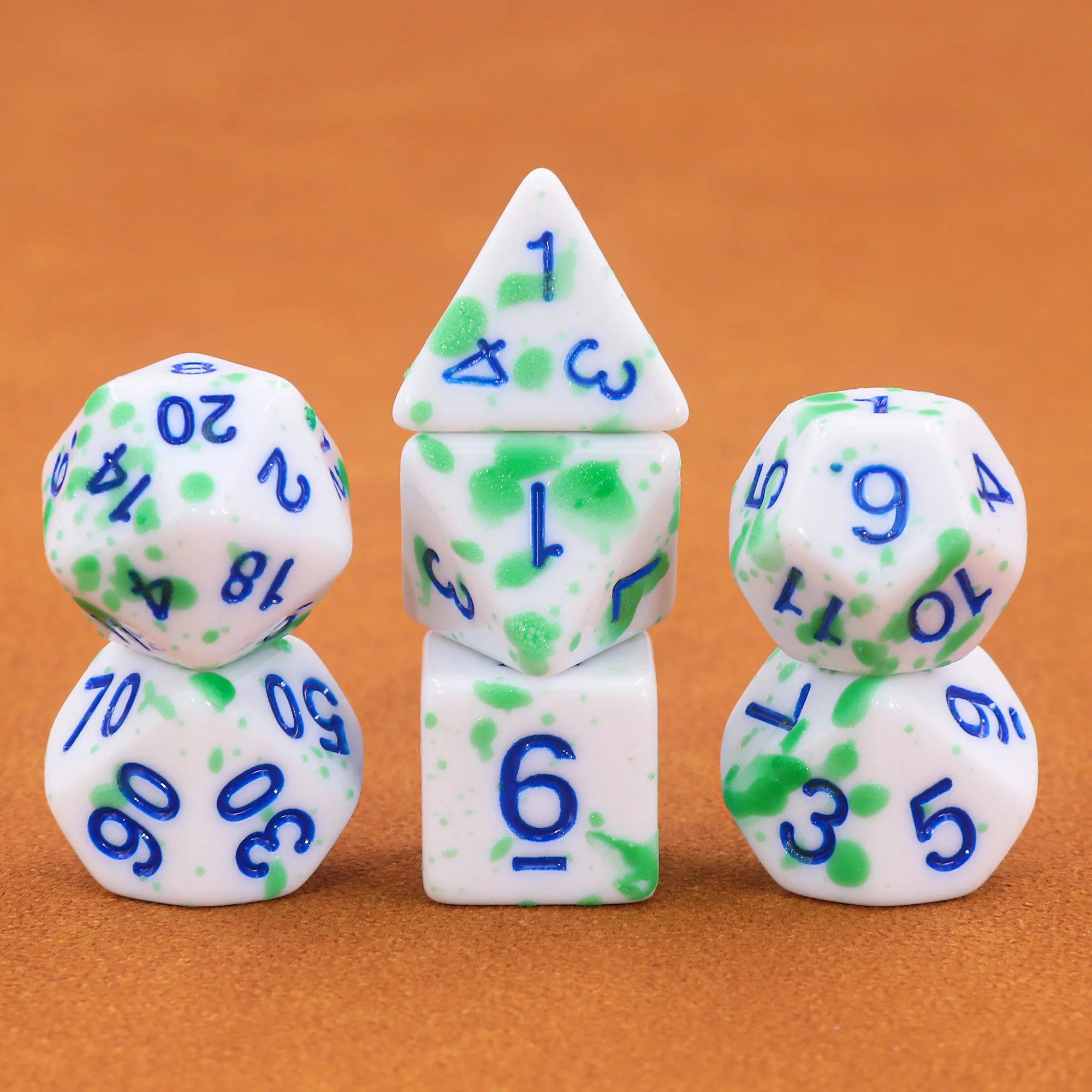 Green Point  - 7ct Dice Set