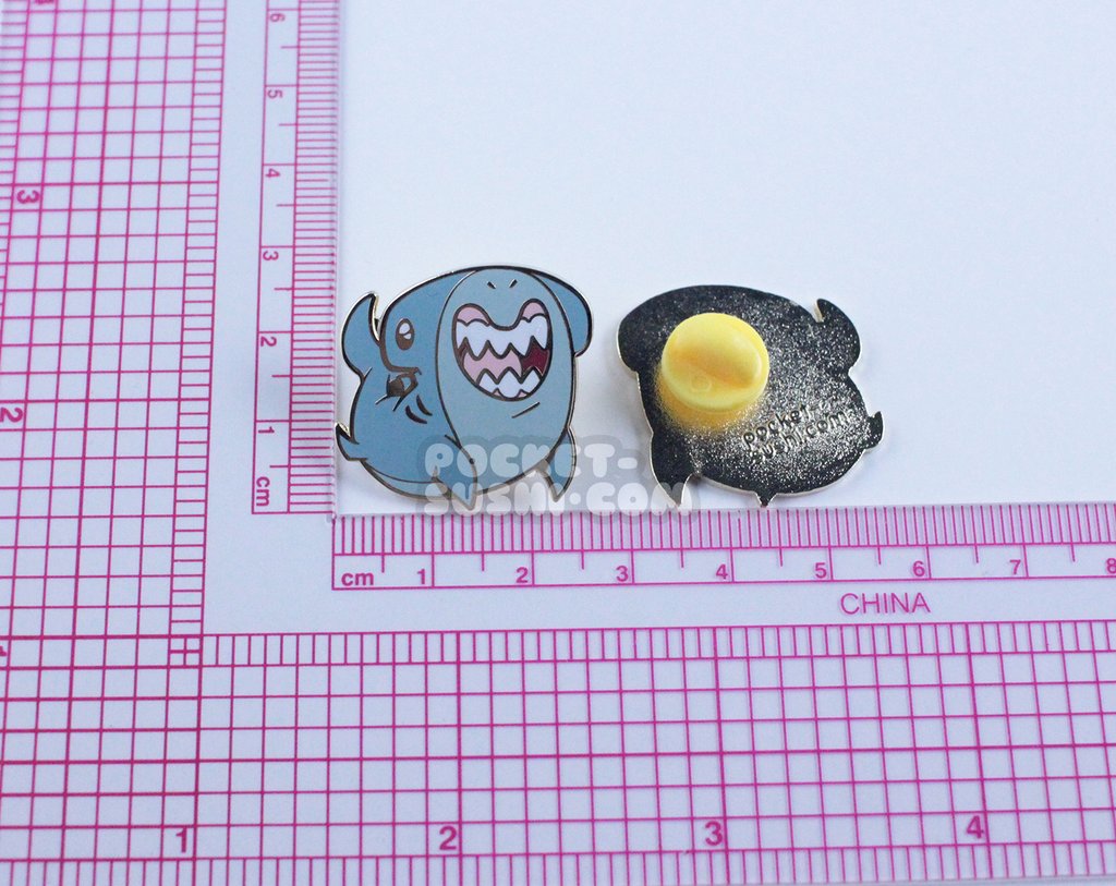 Pocket Sushi: Enamel Pin - Happy Hammerhead Shark