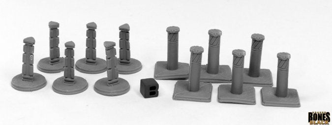 Reaper Miniatures: Bones Black - Bollards (12)