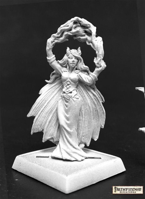 Reaper Miniatures: Pathfinder - Churrusina