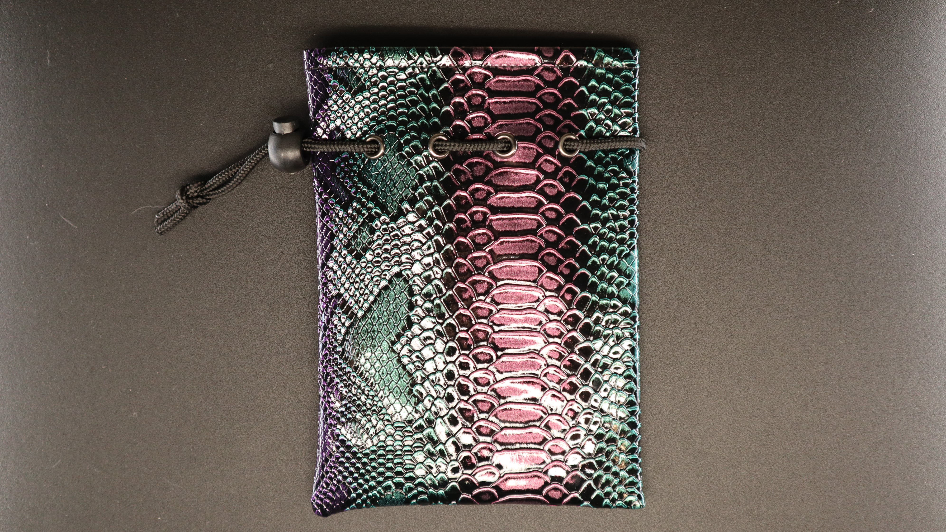 Dragon Hide Dice Bag (Green & Purple Bag) 12A